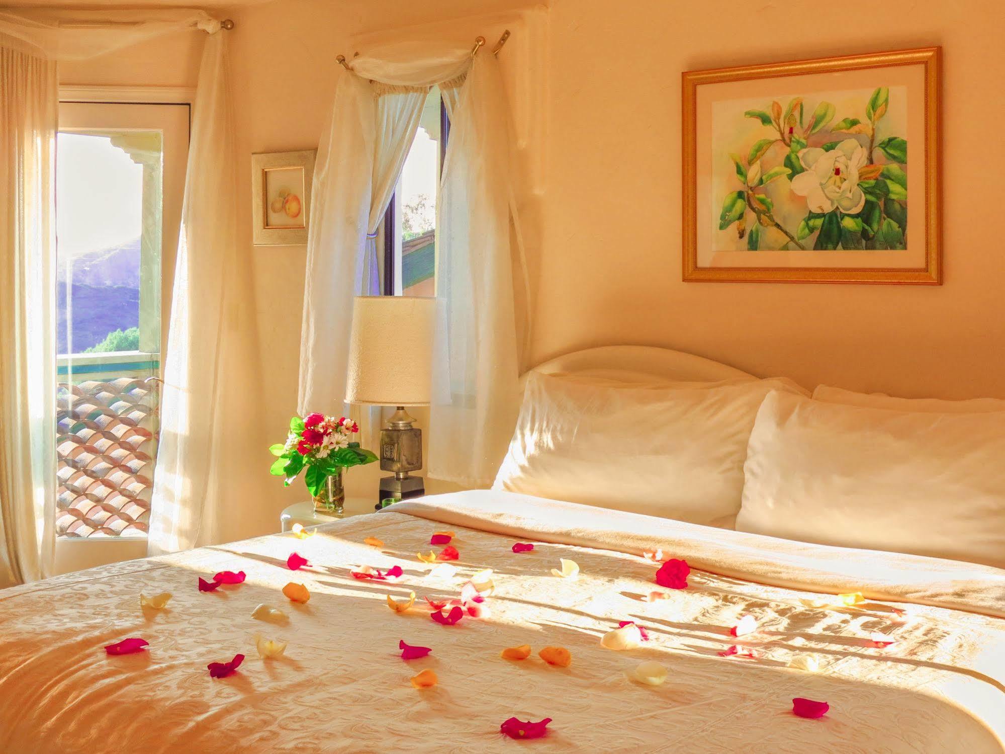 Topanga Canyon Inn Bed And Breakfast Exterior photo