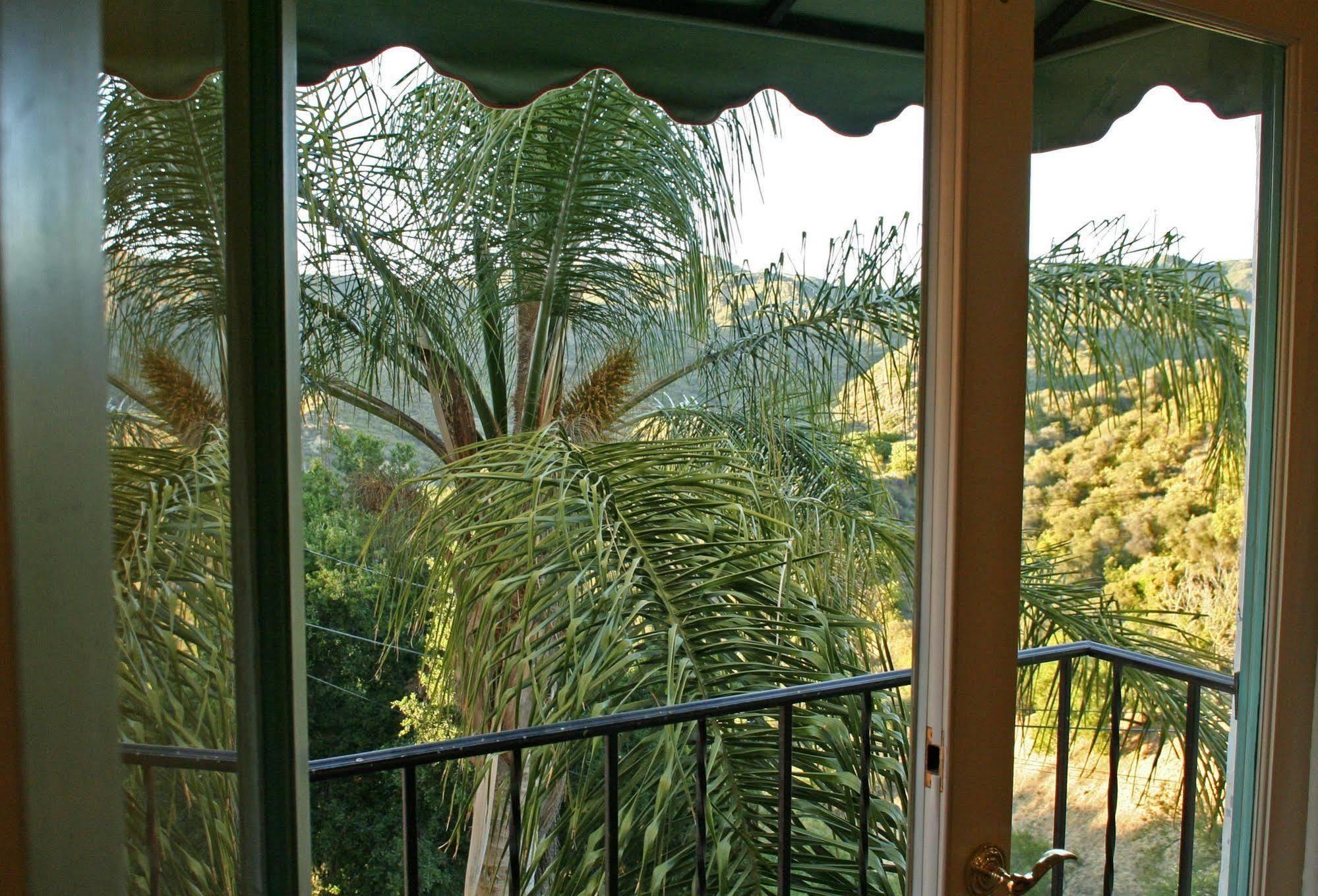 Topanga Canyon Inn Bed And Breakfast Exterior photo